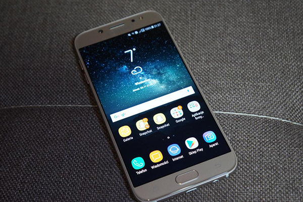 обзор смартфона Samsung Galaxy J7 2017