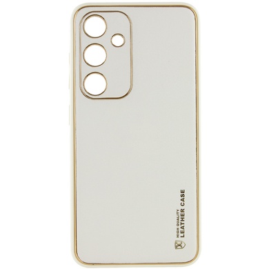 Кожаный чехол Xshield для Samsung Galaxy A35 Белый / White