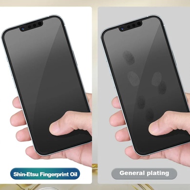 Захисне 2.5D скло Blueo Corning Gorilla Glass для Apple iPhone 15 (6.1"), Чорний